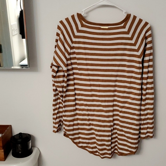 Michael Kors sweater - Picture 2 of 4